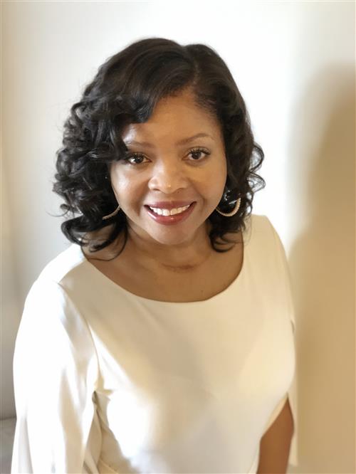 Principal Smith headshot.